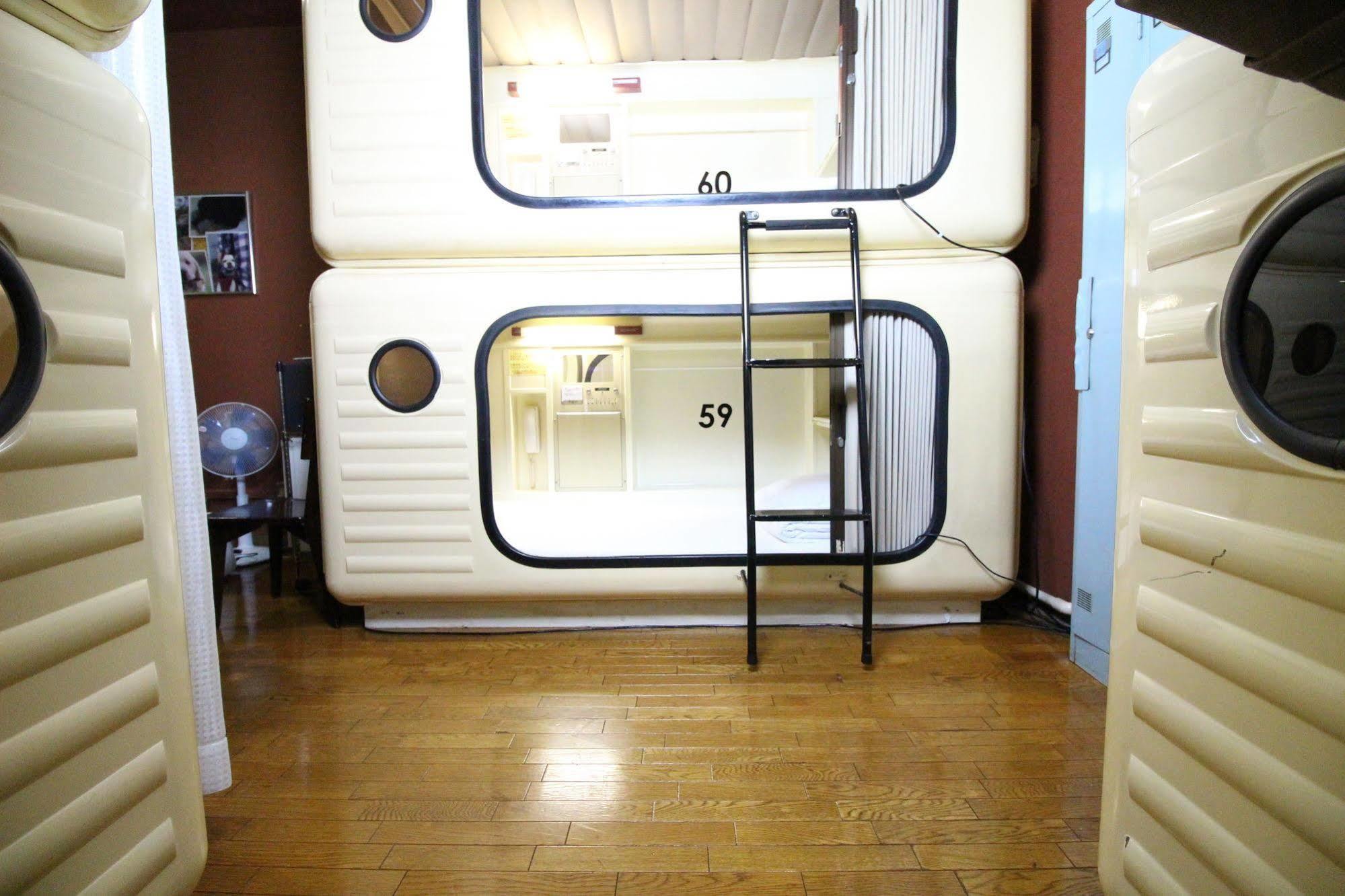 Capsule Hotel Shonan Fudzsiszava Kültér fotó