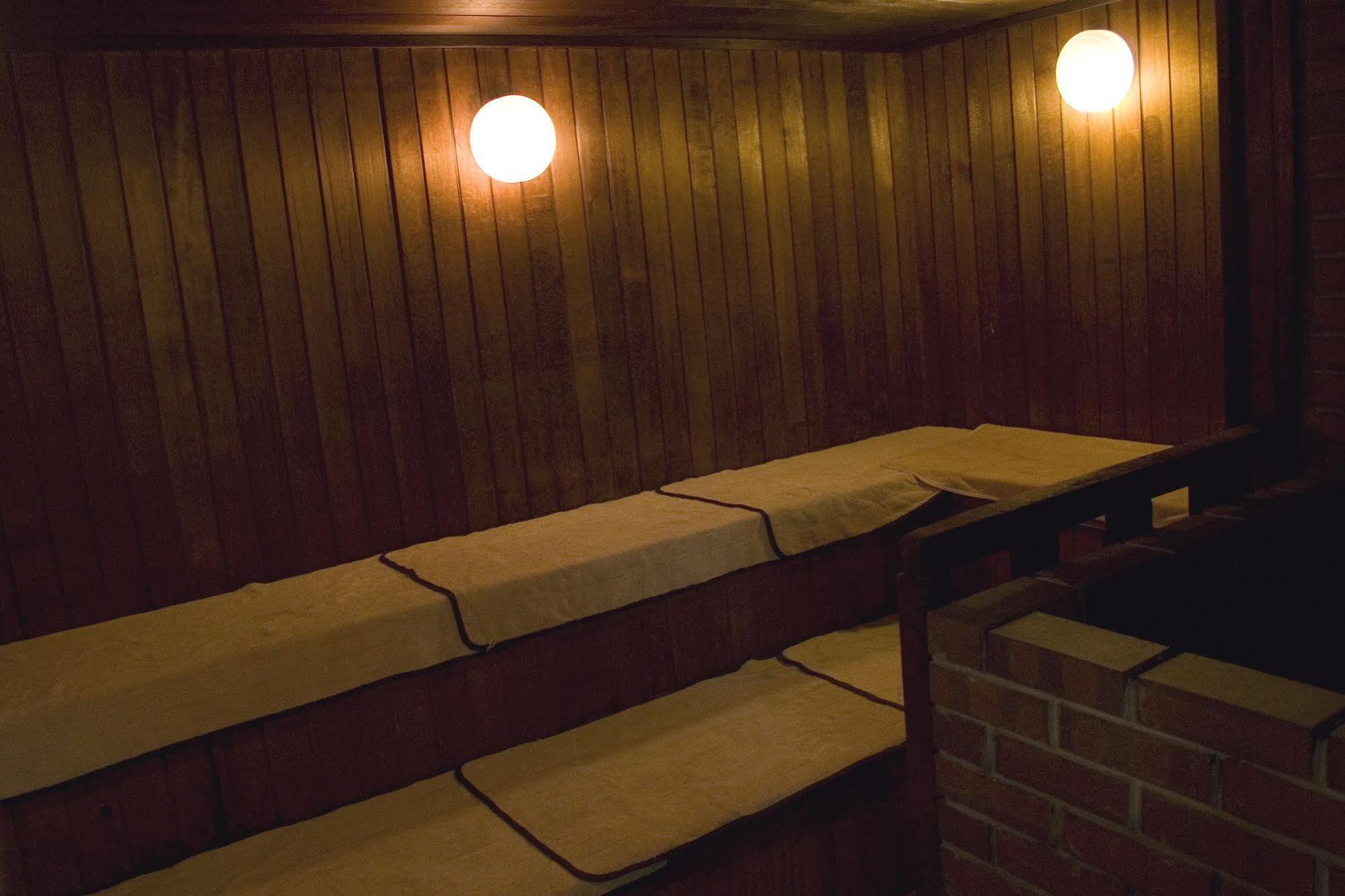 Capsule Hotel Shonan Fudzsiszava Kültér fotó