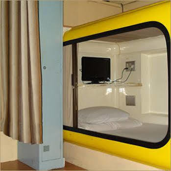 Capsule Hotel Shonan Fudzsiszava Kültér fotó